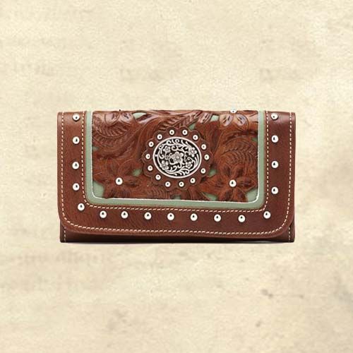 LADY LACE TRI-FOLD WALLET