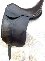 COLLEGIANTE DRESSAGE SADDLE